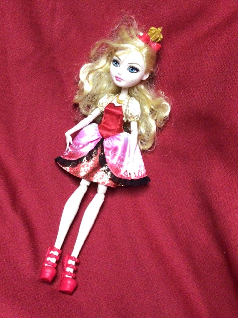 Apple White doll